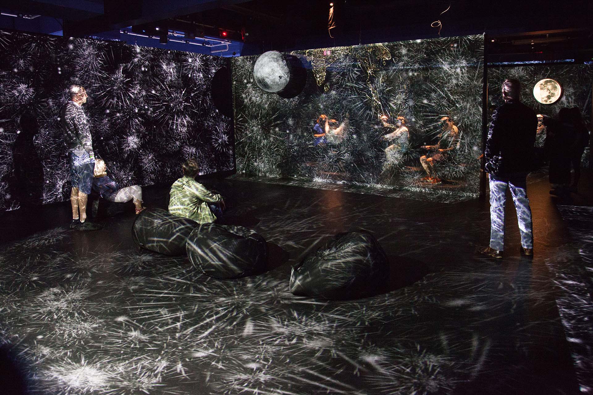 To the Moon @<br/>Aichi Triennale